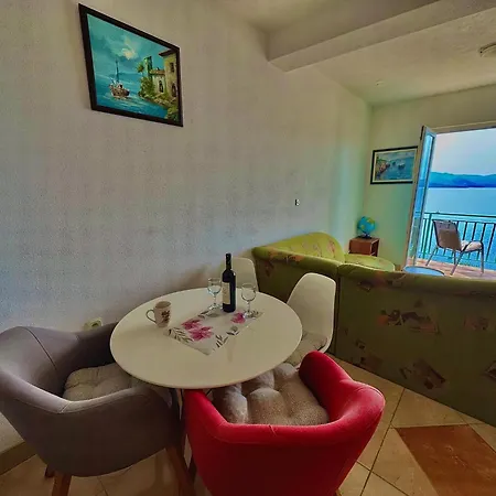 Apartment Nette In Mit Terrasse Und Garten *